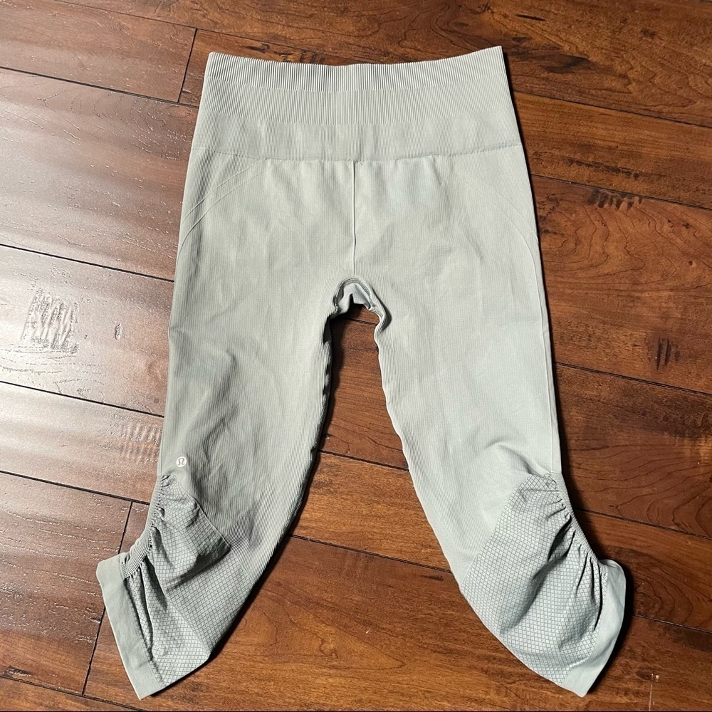 Lululemon Awakening Crop - Taryn Toomey Collection Earl Grey - Picture 2 of 14